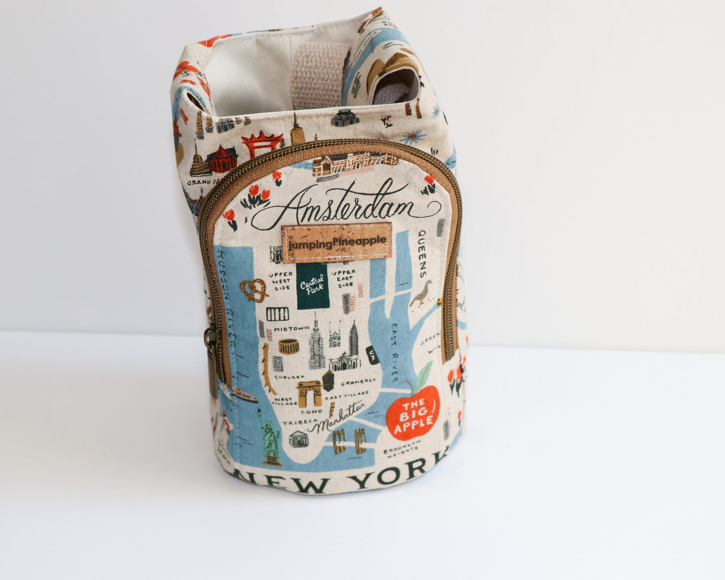 world cities water bottle sling, front view