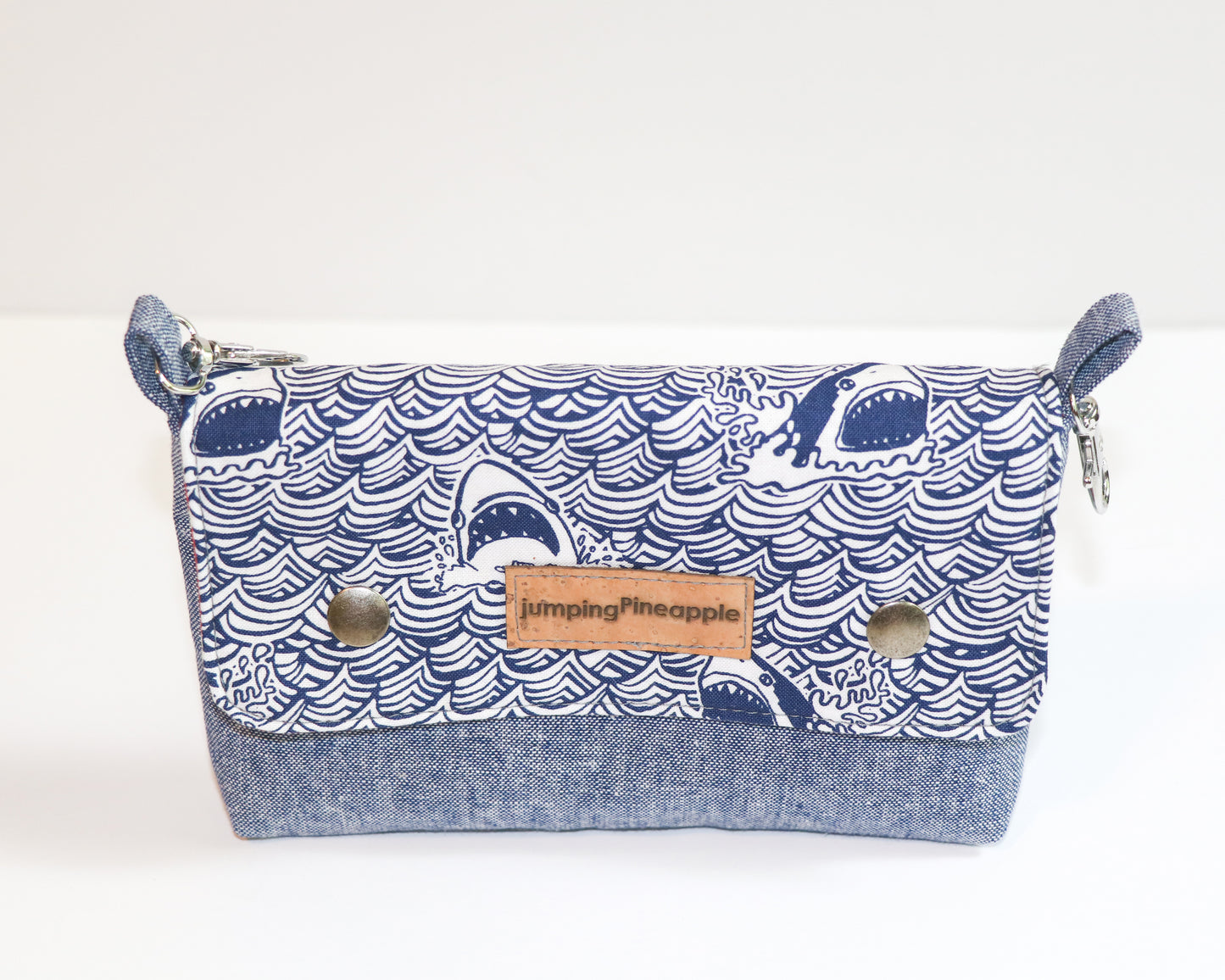 shark belt loop pouch, front view