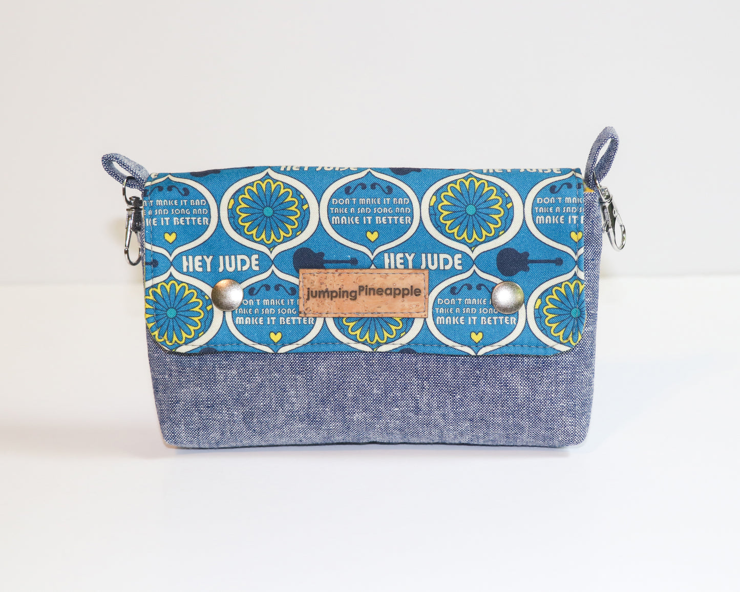 hey jude belt loop pouch, front view